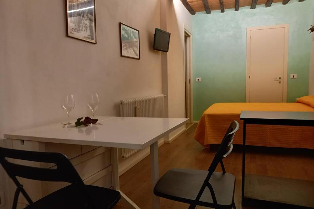 La Locanda Dei Conti, Piccolo E Confortevole Loft Σιένα Εξωτερικό φωτογραφία